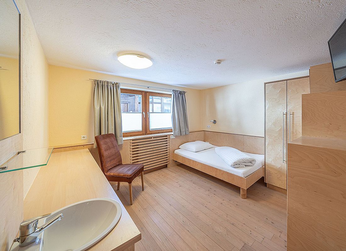 Suite for 3-4 Persons Suite for 3-4 Persons